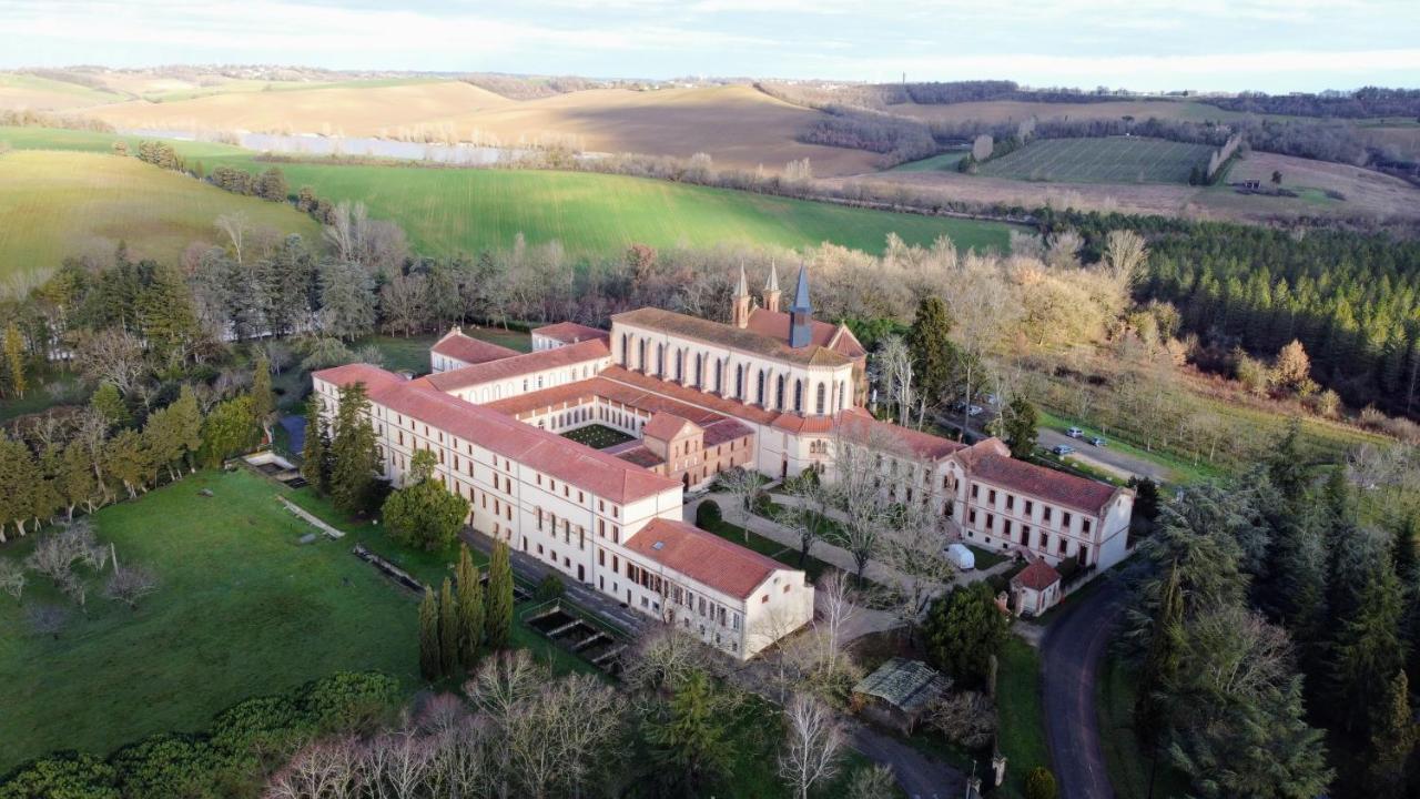 Hotellerie De L'Abbaye Bellegarde-Sainte-Marie 外观 照片