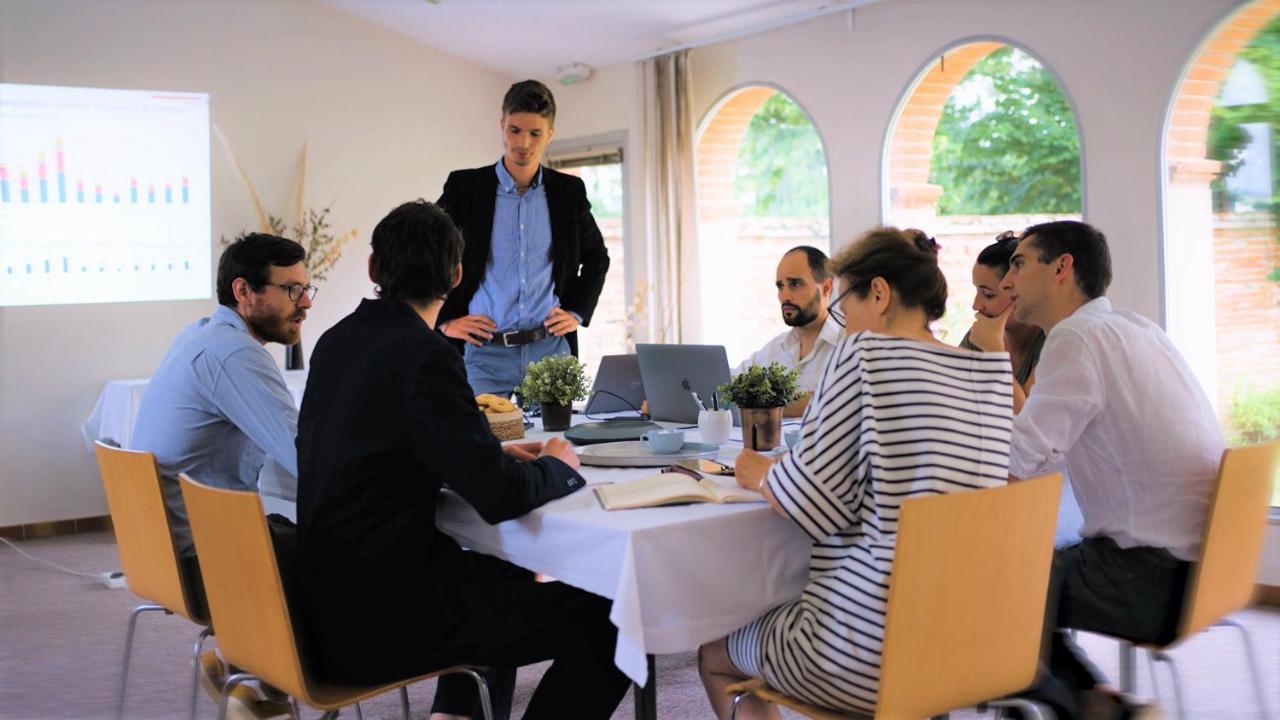 Hotellerie De L'Abbaye Bellegarde-Sainte-Marie 外观 照片
